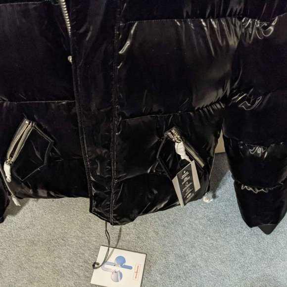 WOODPECKER BUMNESTER 3/4 COAT - ALL WET BLACK. Small $400 OBO (retail - $750) - Picture 2 of 4